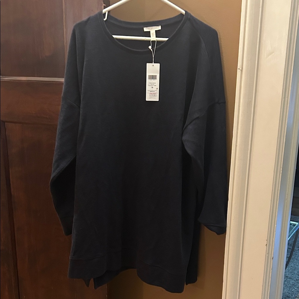 Eileen Fisher navy blue  Crew Neck Top